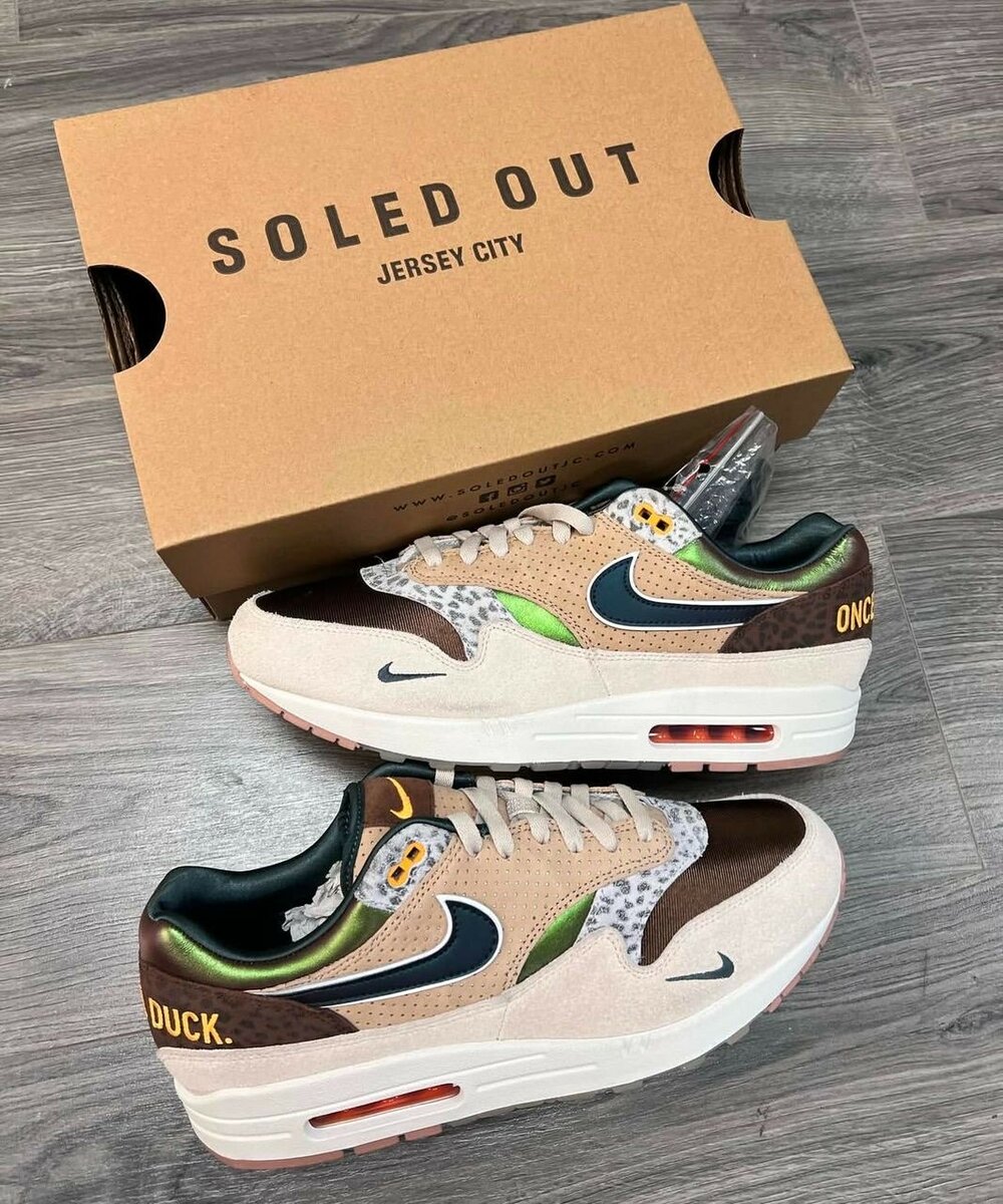 NIKE AIRMAX