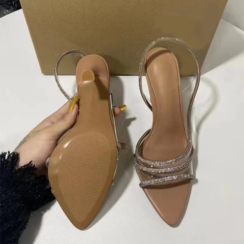 Chaussure zara talons