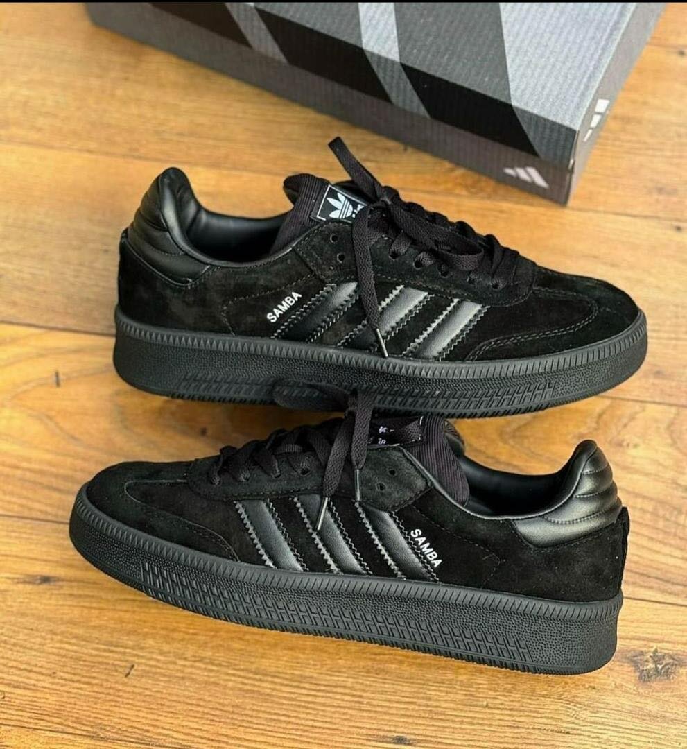 Adidas campus