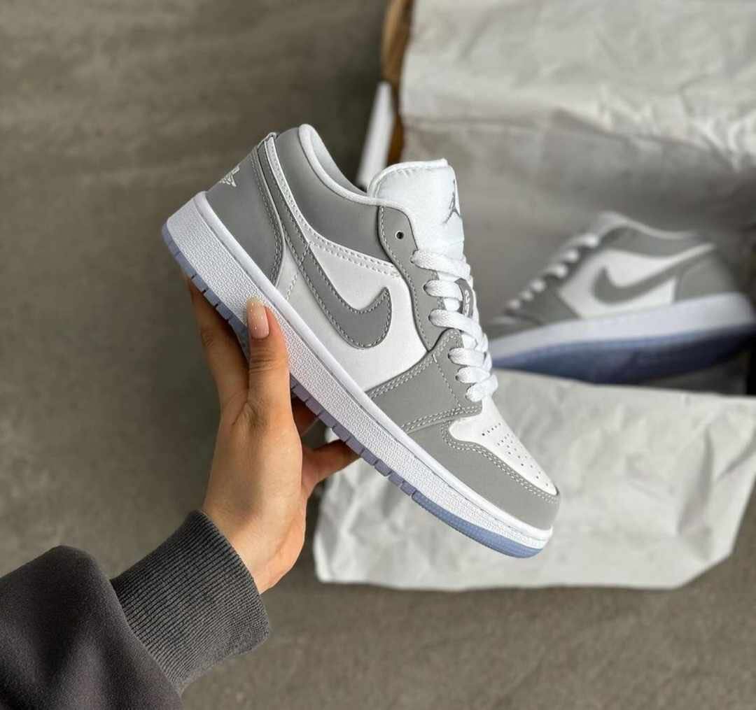 JORDAN ONE