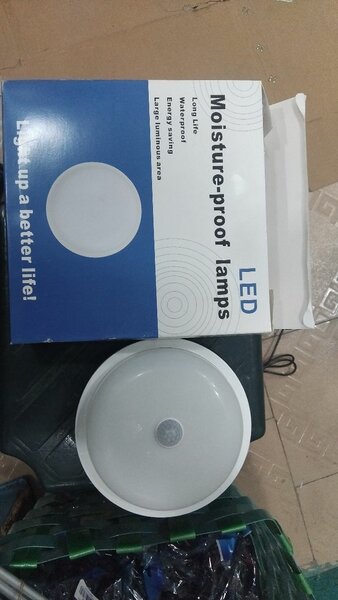 Lampe LED detecteur mouvement