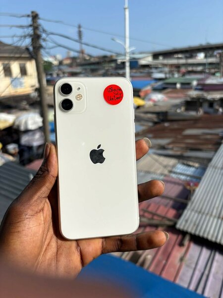 iPhone 11