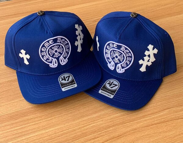 Caps