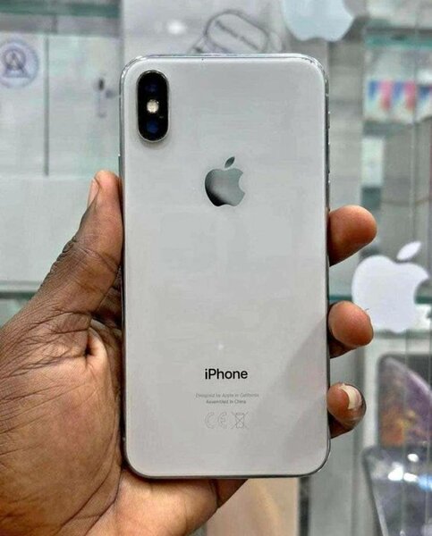 iPhone X