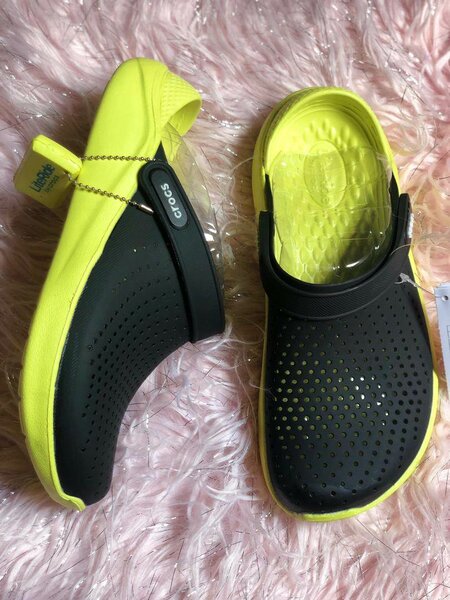 Crocs