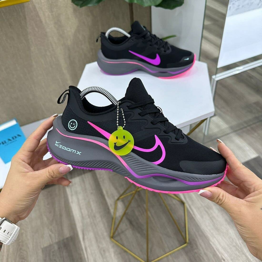 Nike ZoomX. BlackPink