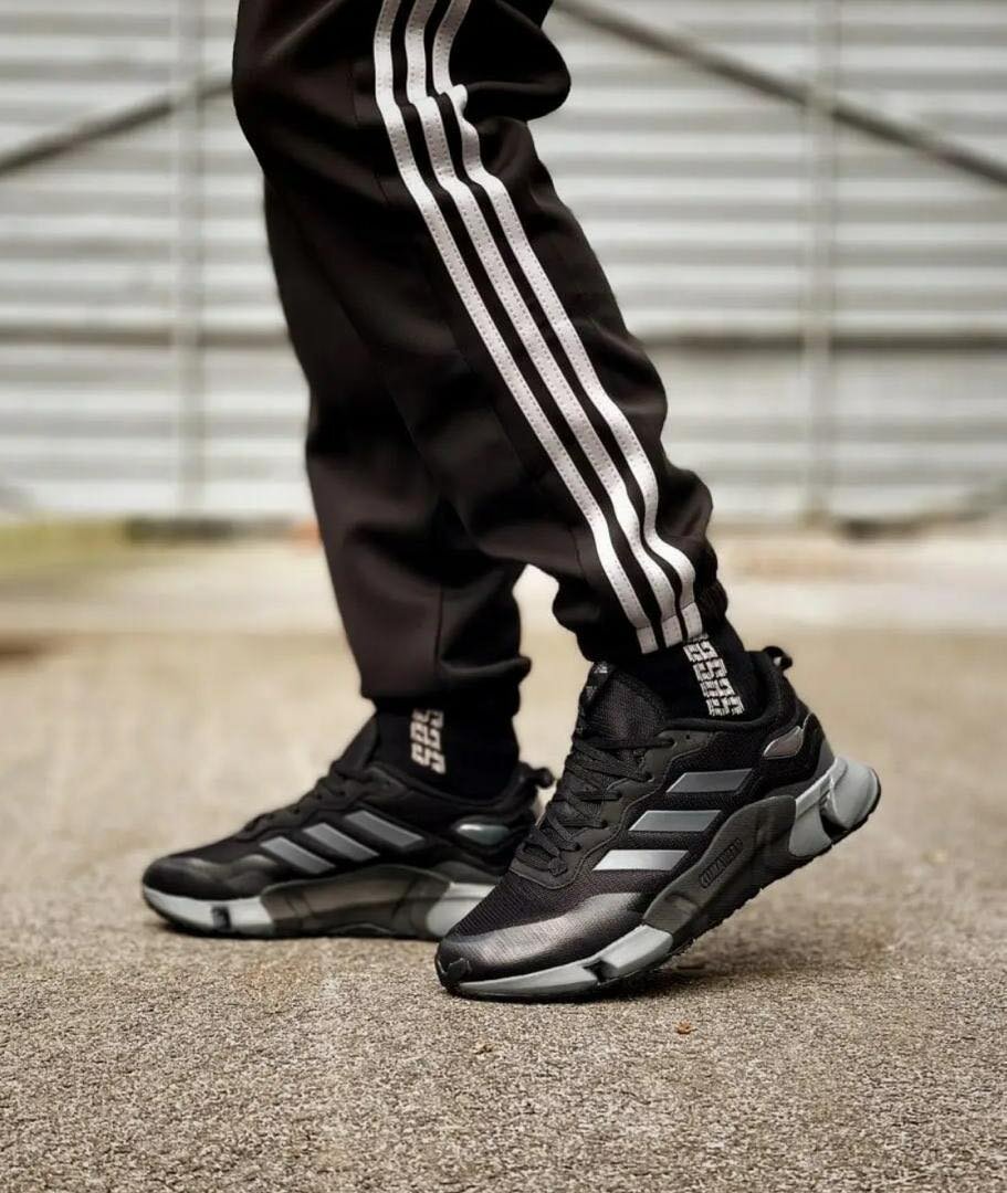 ADIDAS SNEAKER
