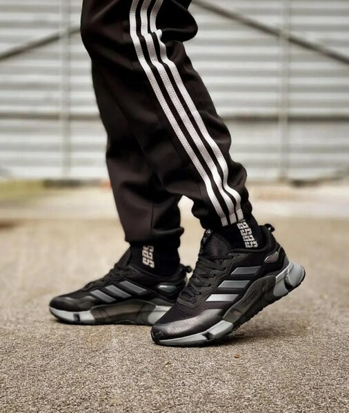 ADIDAS SNEAKER