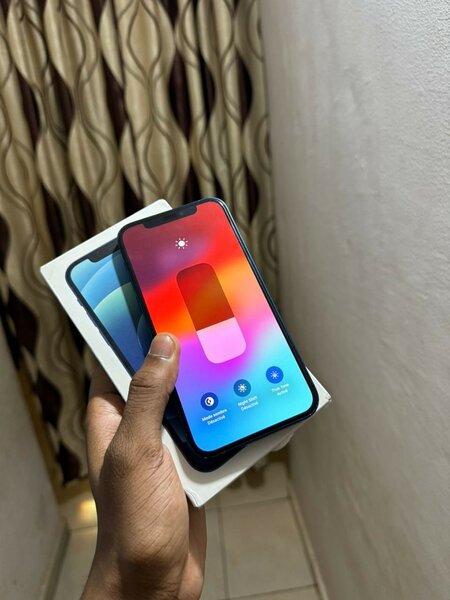 iPhone 12 CE