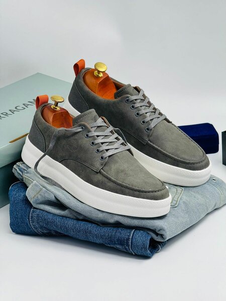 Foot wear