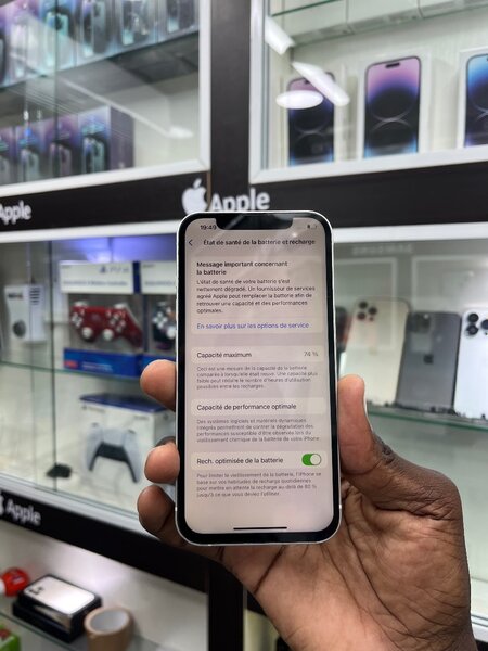 iPhone 13 Simple