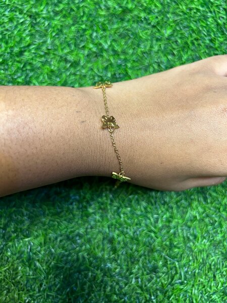 Bracelet