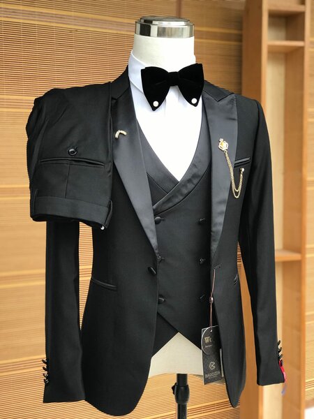 Suit