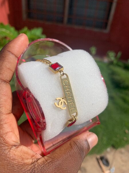 Bracelet