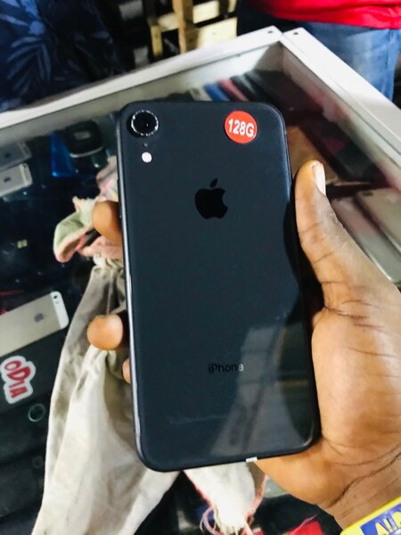 iPhone XR