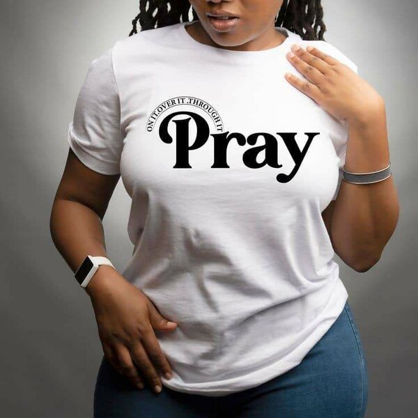 T-shirts️️