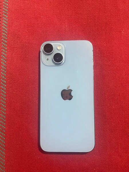 iPhone 13