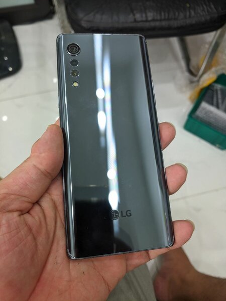 LG VELVET