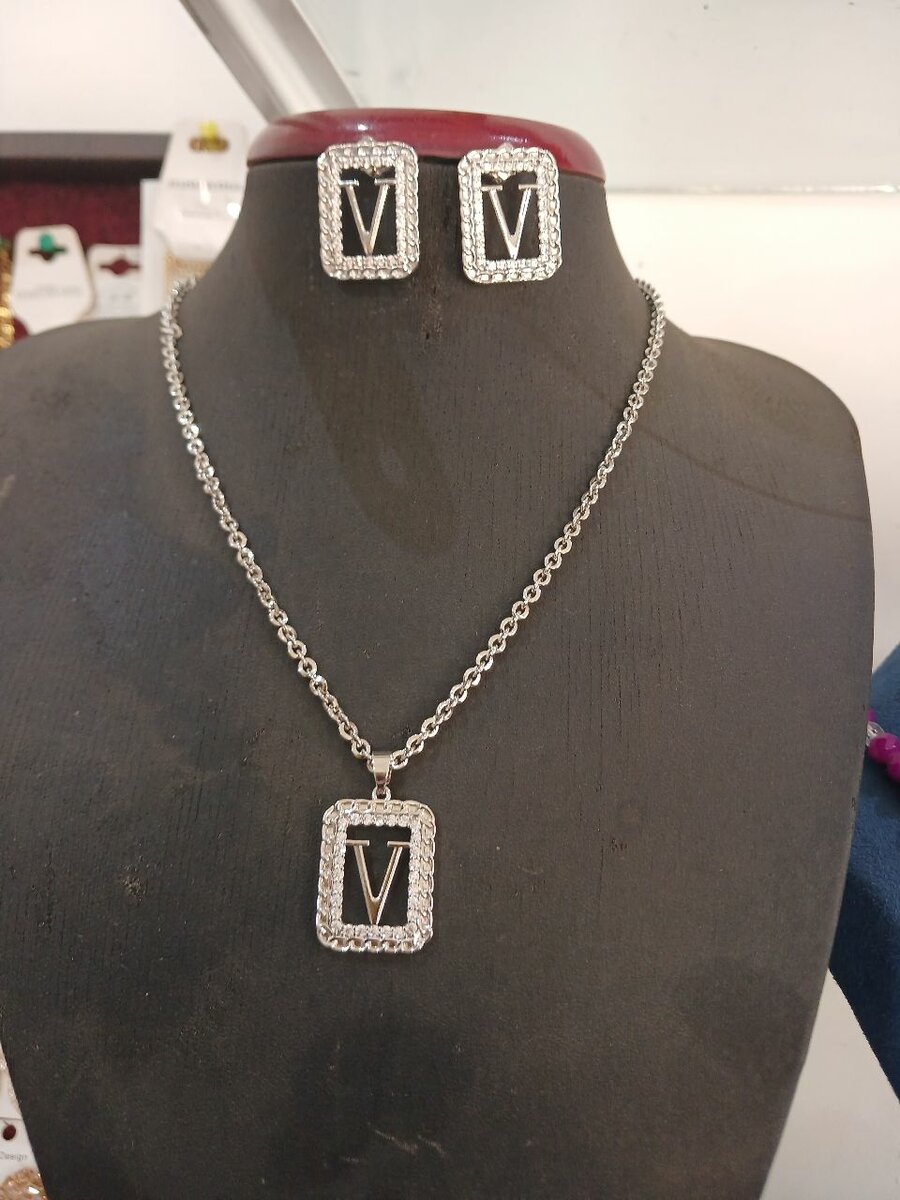 Silver necklace