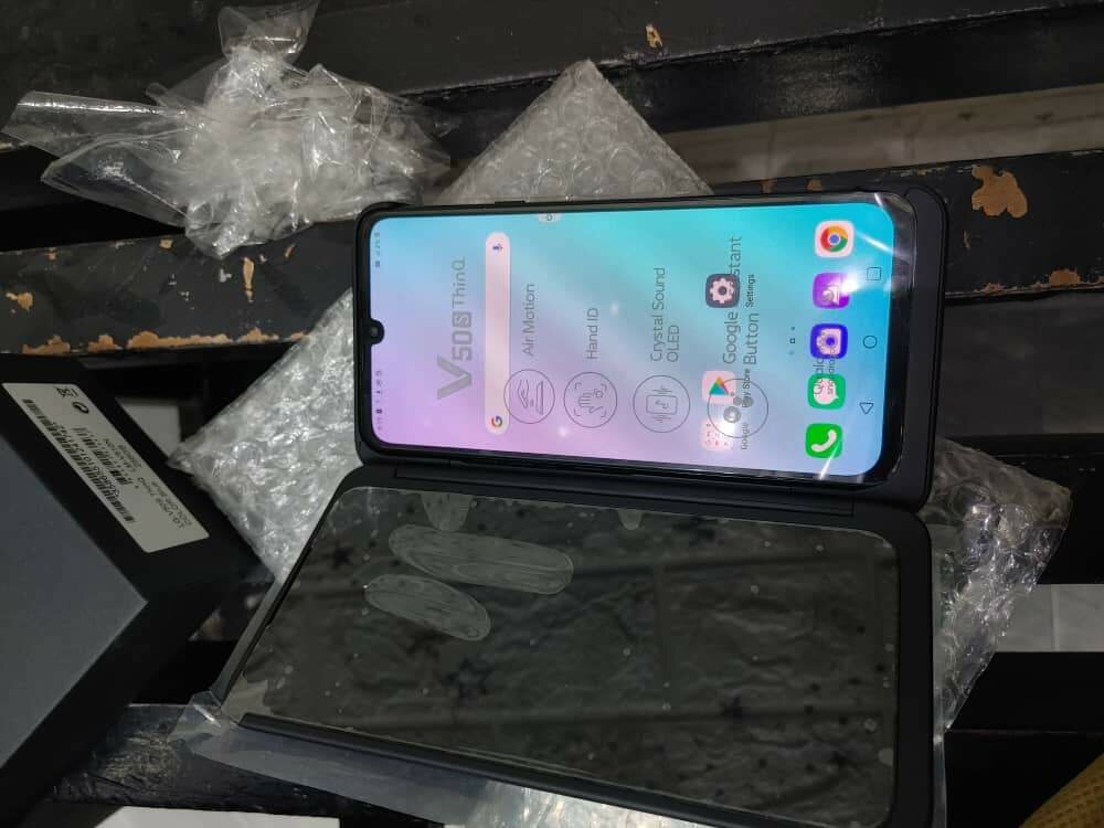 LG V50s 5G 256gb/8gb ram dual screen brand fast internet spe
