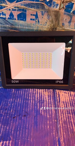 Flood light
