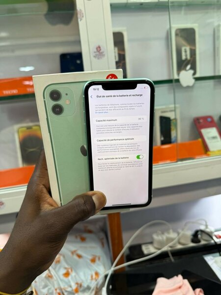 iPhone 11