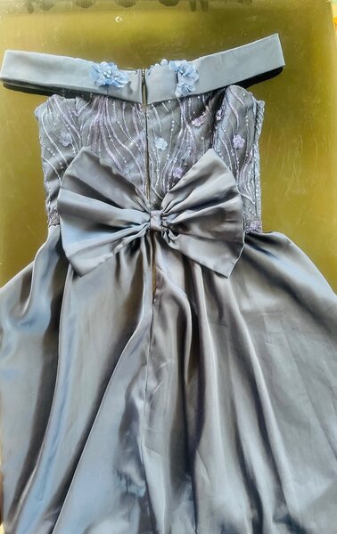 Blue dress