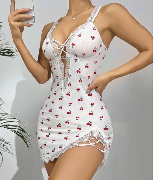 Chemise nuisette cerise sexy