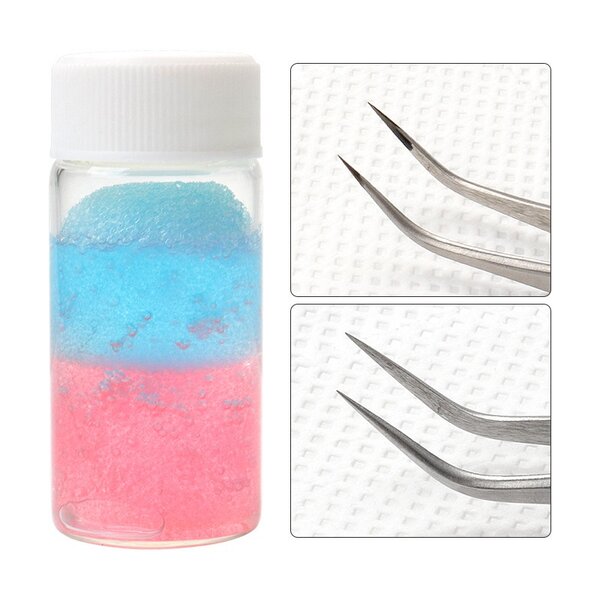 Tweezer cleaner