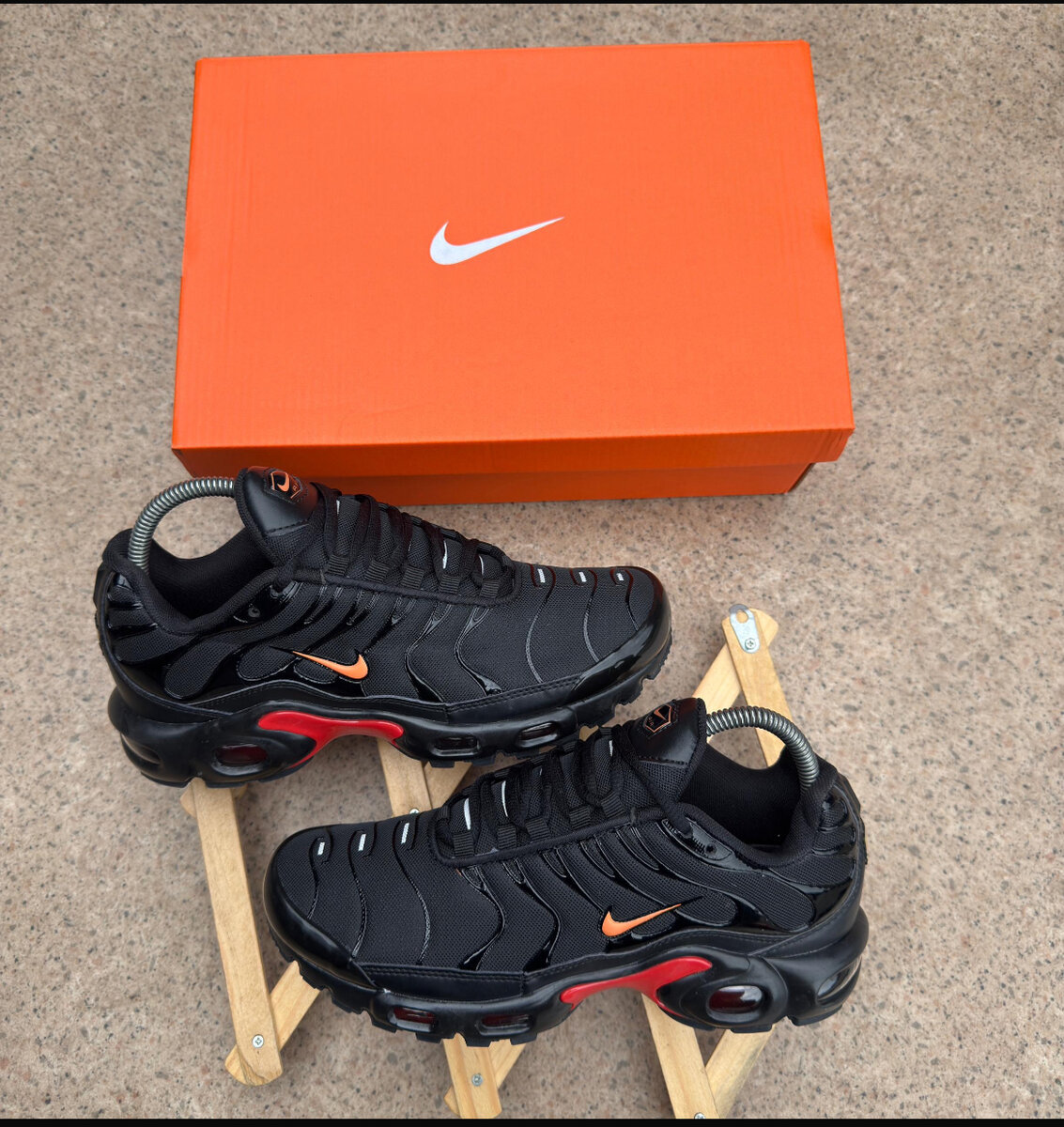Nike Air Max TN Noir Rouge