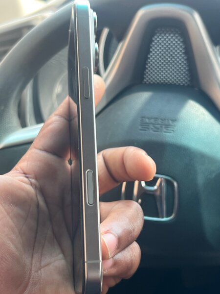 IPHONE 16 pro max