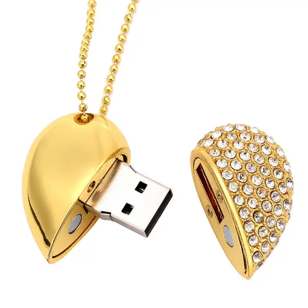 Clé USB en format coeur