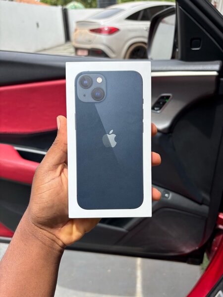 iPhone 13