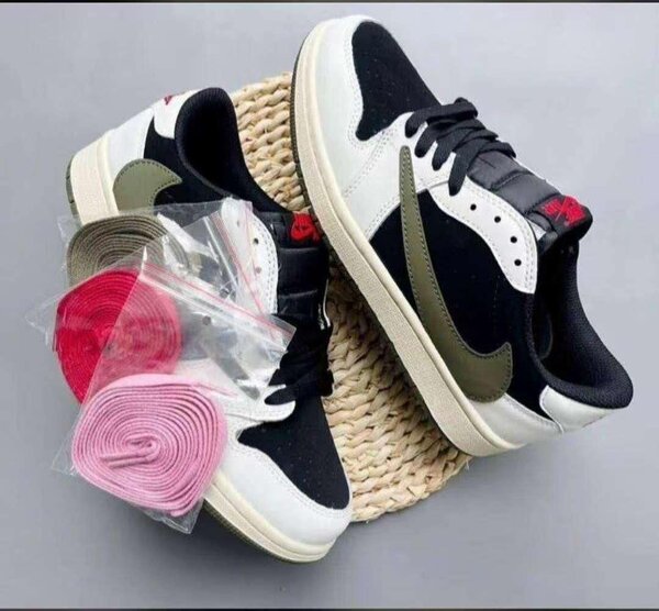 AIR JORDAN 1