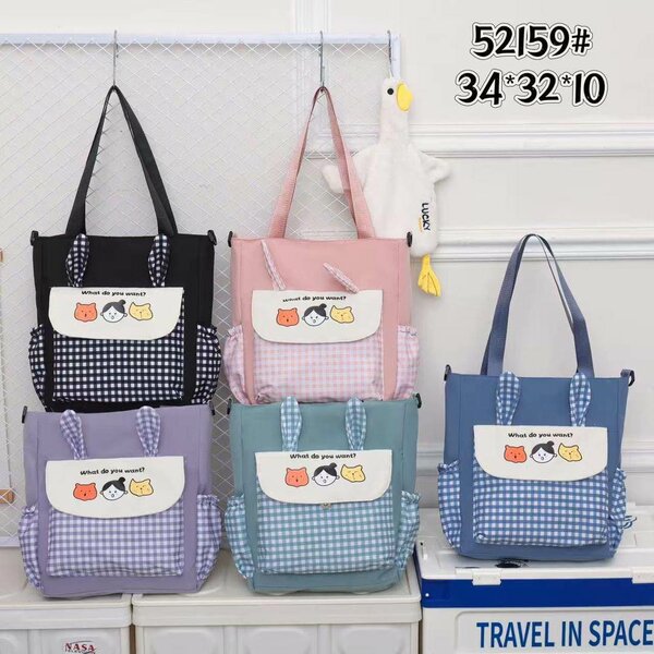 Tote bag