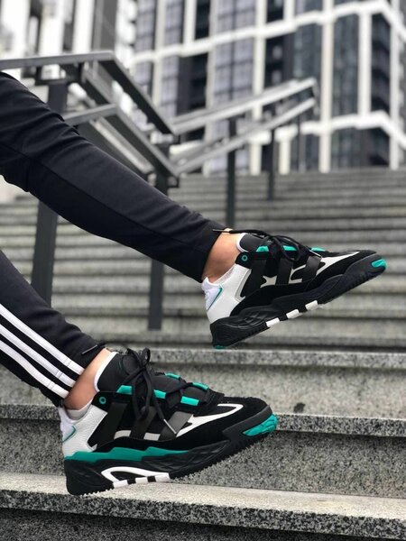 Sneakers tendance noir et vert