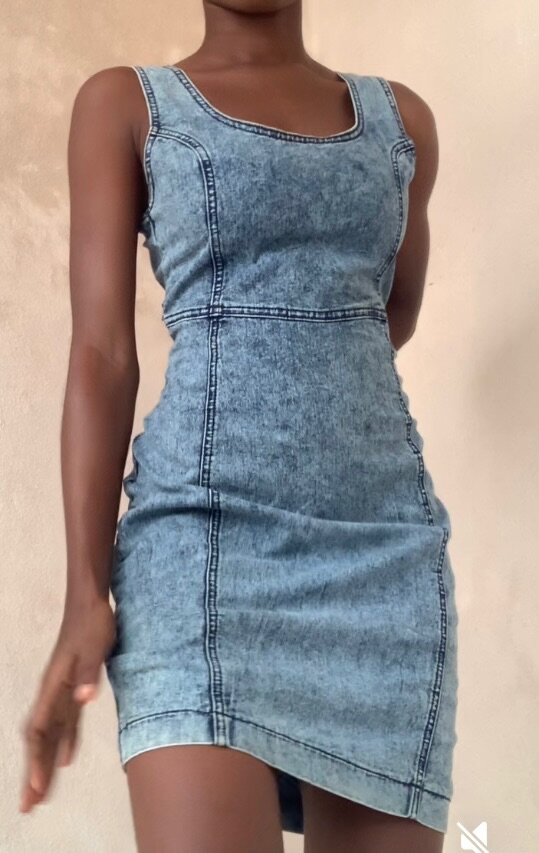 Robe en denim chic