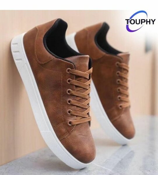 Baskets en cuir marron