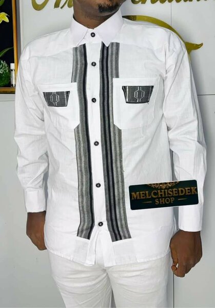 Chemise élégante à rayures