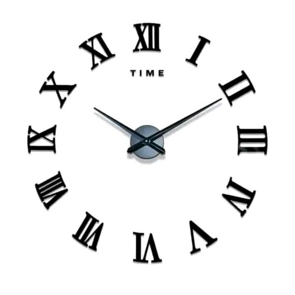 Horloge murale disponible dans un format plus grand avec un diamètre d'un mètre vingt, Horloge murale à chiffres romains au style minimaliste
