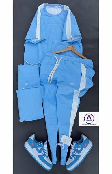 Ensemble de survêtement coloré