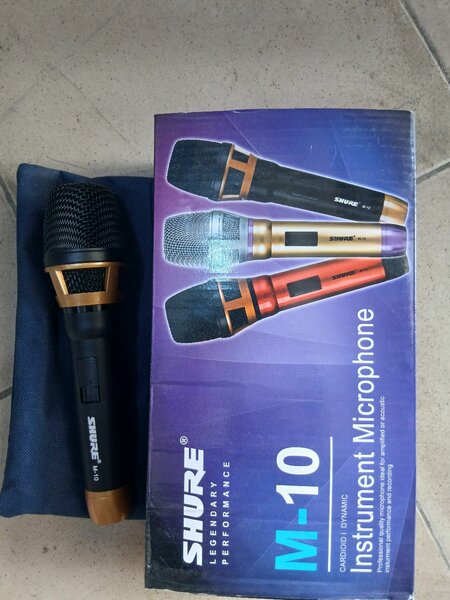 M-10 SHURE
