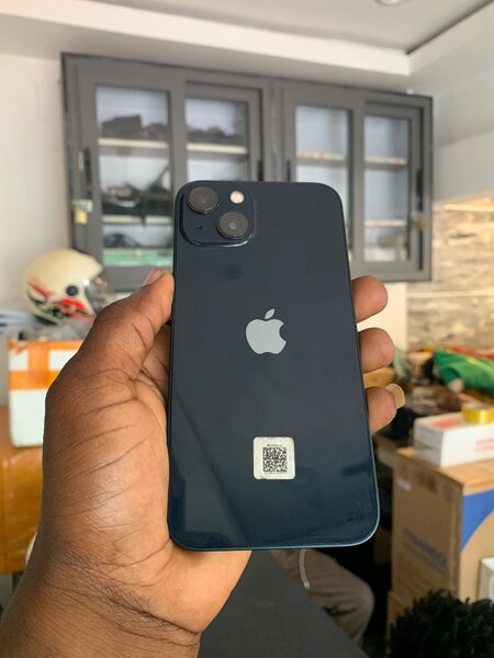 iPhone 13