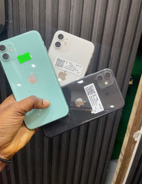 iPhone 11
