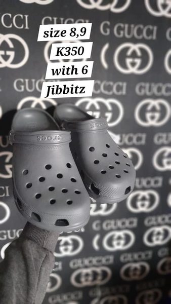 crocs
