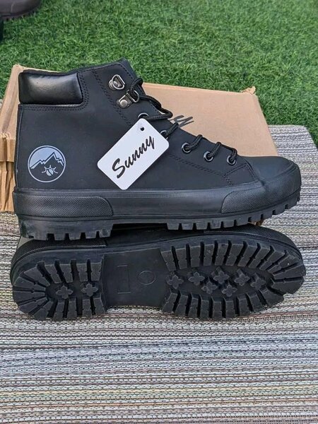 Sunny Boots