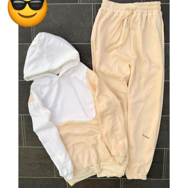 Complet NIKE
