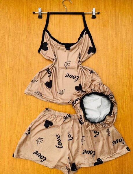 Night wear