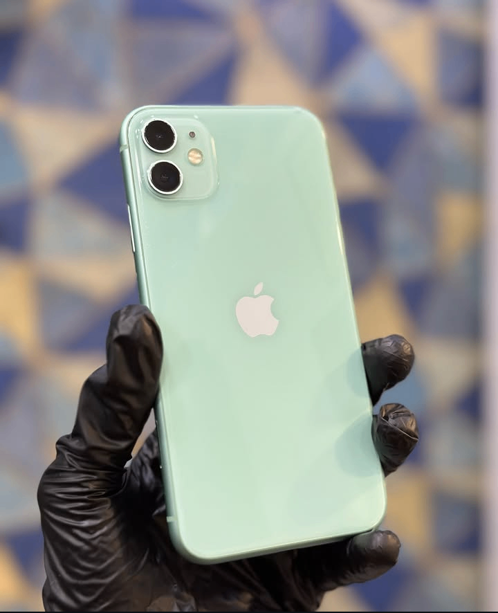 iPhone 11