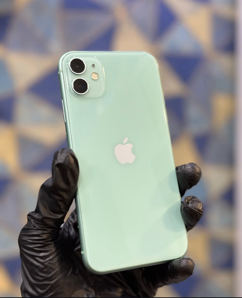 iPhone 11